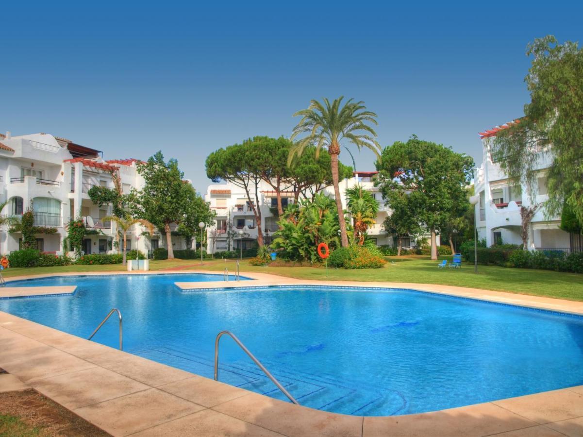 Sun Beach Apartment Estepona Dış mekan fotoğraf