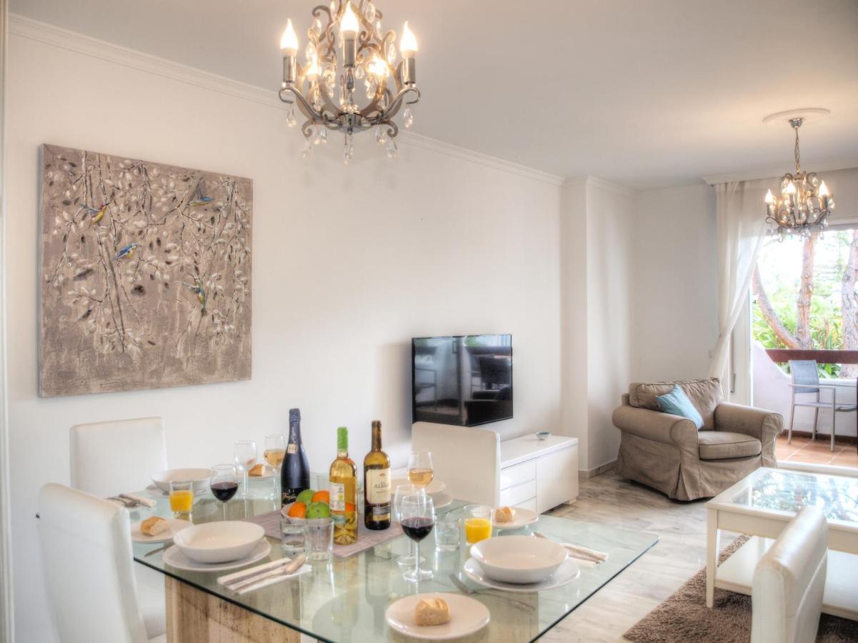 Sun Beach Apartment Estepona Dış mekan fotoğraf